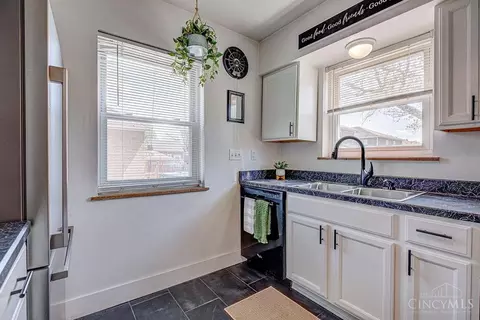 Kitchen - 4039 Smith Rd, Cheviot, OH 45211 photo 3 of 4