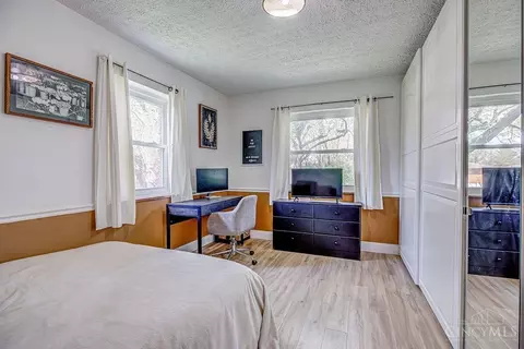 Bedroom - 4039 Smith Rd, Cheviot, OH 45211 photo 7 of 7