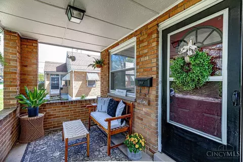 Exterior - 4039 Smith Rd, Cheviot, OH 45211 photo 5 of 16