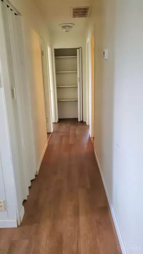 Entry Way - 11423 Gravenhurst Dr, Cincinnati, OH 45231 photo 1 of 1