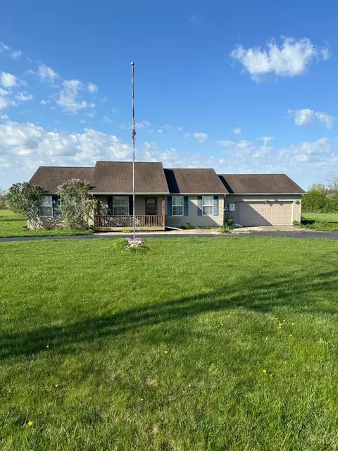 8935 Blazer Rd, Greenfield, OH 45123