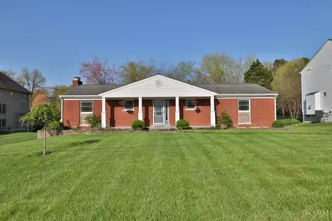 10375 Deerfield Rd, Montgomery, OH 45242
