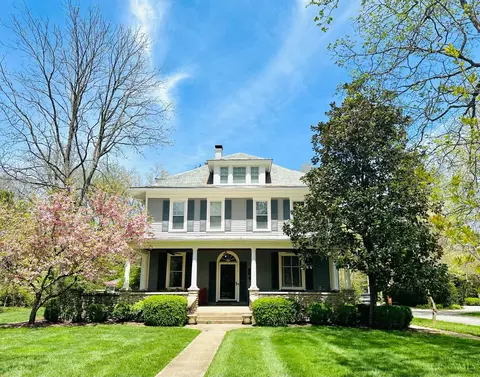 300 Rugby Ave, Terrace Park, OH 45174