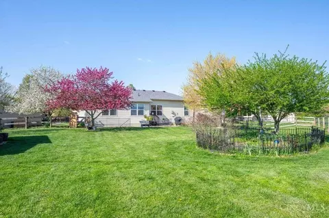 Exterior - 527 Clayton Ct, Harrison, OH 45030 photo 8 of 9