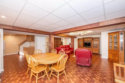 Dining - 527 Clayton Ct, Harrison, OH 45030 photo 4 of 4