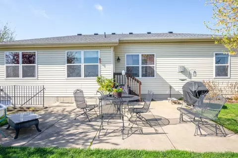 Exterior - 527 Clayton Ct, Harrison, OH 45030 photo 6 of 9
