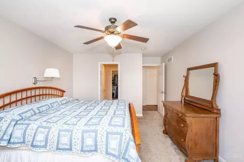 Bedroom - 527 Clayton Ct, Harrison, OH 45030 photo 2 of 3