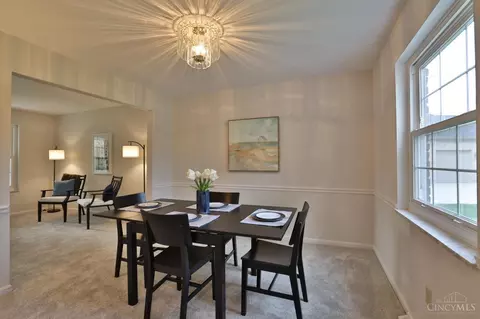 Dining - 10021 Windzag Ln, Montgomery, OH 45242 photo 1 of 4