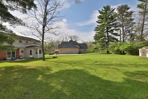 Exterior - 10021 Windzag Ln, Montgomery, OH 45242 photo 12 of 14