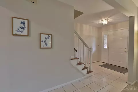 Entry Way - 10021 Windzag Ln, Montgomery, OH 45242 photo 1 of 1
