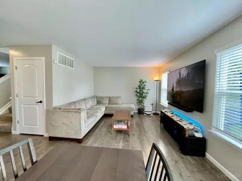 Living - 4483 Megan Danielle Dr, Morrow, OH 45152 photo 4 of 5