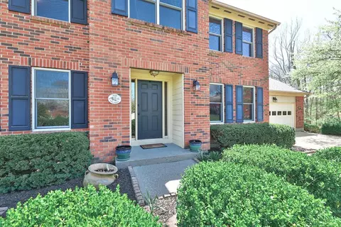 Exterior - 8698 Totempole Dr, Cincinnati, OH 45249 photo 4 of 14