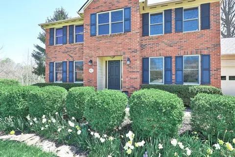 Exterior - 8698 Totempole Dr, Cincinnati, OH 45249 photo 3 of 14