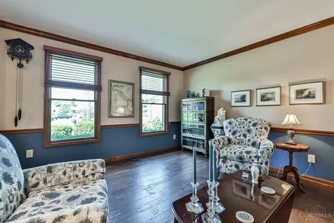 Living - 8698 Totempole Dr, Cincinnati, OH 45249 photo 3 of 7