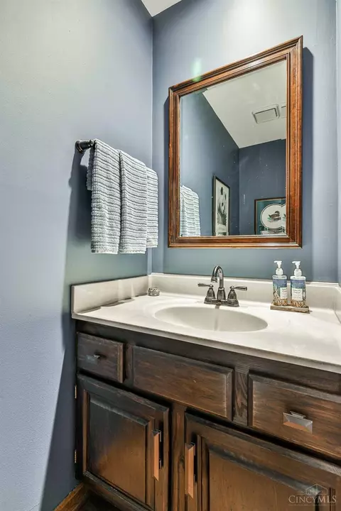Bath - 8698 Totempole Dr, Cincinnati, OH 45249 photo 7 of 7