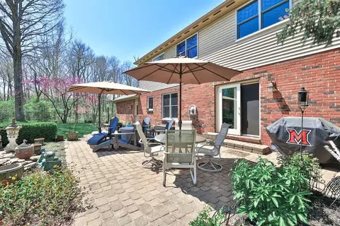 Exterior - 8698 Totempole Dr, Cincinnati, OH 45249 photo 5 of 14