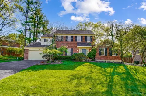 2232 Spinningwheel Ln, Cincinnati, OH 45244