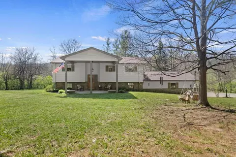 2380 Titus Rd, Batavia, OH 45103