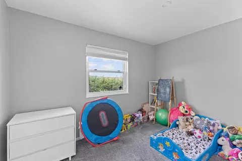 Bedroom - 11884 Hamden Dr, Forest Park, OH 45240 photo 3 of 8
