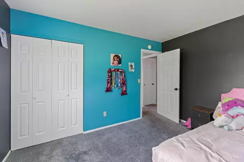 Bedroom - 11884 Hamden Dr, Forest Park, OH 45240 photo 6 of 8