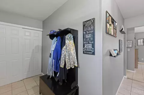 Entry Way - 11884 Hamden Dr, Forest Park, OH 45240 photo 1 of 2