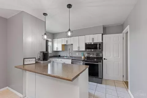 Kitchen - 11884 Hamden Dr, Forest Park, OH 45240 photo 1 of 3