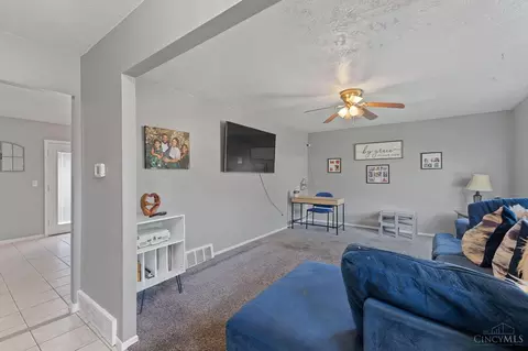 Bedroom - 11884 Hamden Dr, Forest Park, OH 45240 photo 1 of 8
