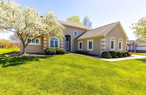 9708 Carriage Run Ct, Loveland, OH 45140