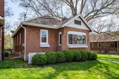 6937 Palmetto St, Cincinnati, OH 45227