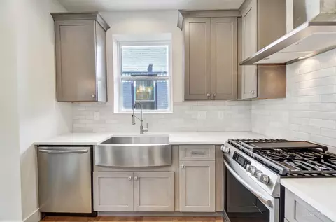 Kitchen - 3035 Cinnamon St, Cincinnati, OH 45208 photo 4 of 6