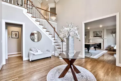 Entry Way - 7680 Foxgate Ln, Cincinnati, OH 45243 photo 1 of 2