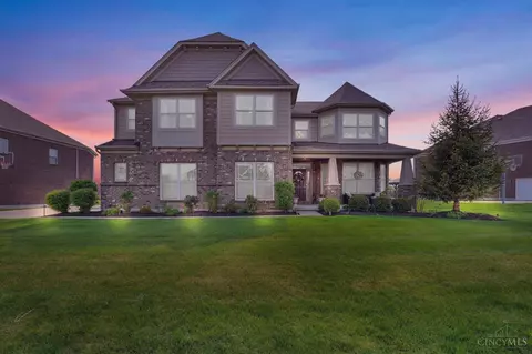 6935 Roberts Park Dr, Mason, OH 45040