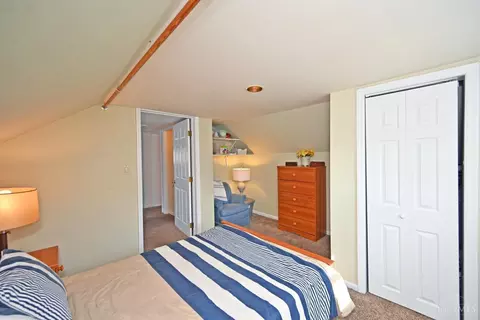 Bedroom - 4822 Laurel Ave, Blue Ash, OH 45242 photo 8 of 9
