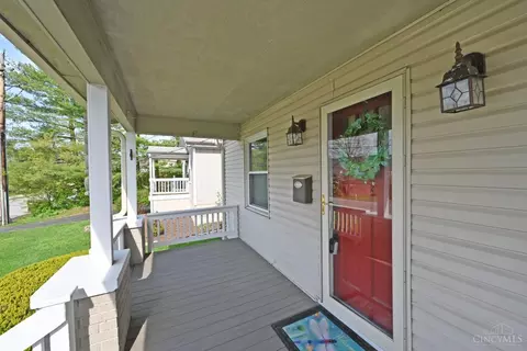 Exterior - 4822 Laurel Ave, Blue Ash, OH 45242 photo 3 of 13