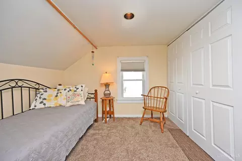Bedroom - 4822 Laurel Ave, Blue Ash, OH 45242 photo 5 of 9