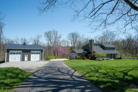 Exterior - 2726 Christopher Dr, Batavia, OH 45103 photo 10 of 14