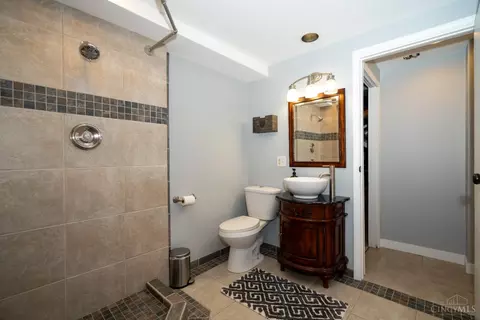 Bath - 2726 Christopher Dr, Batavia, OH 45103 photo 4 of 4