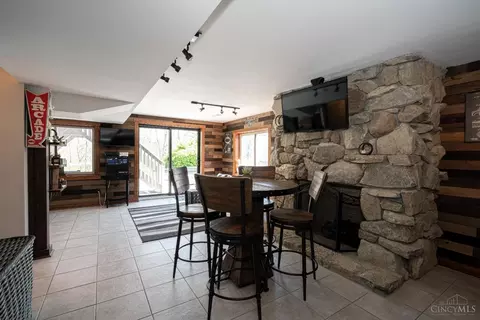 Dining - 2726 Christopher Dr, Batavia, OH 45103 photo 3 of 3
