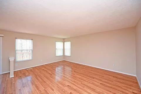 Other - 9629 Fallsridge Ct, Cincinnati, OH 45231 photo 3 of 13