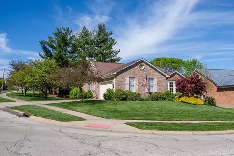 5894 Calmhaven Dr, Cincinnati, OH 45248