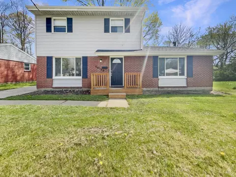 10758 Maplehill Dr, Cincinnati, OH 45240