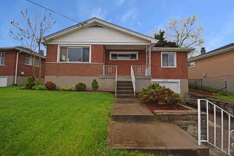 5309 Briarhill Dr, Cincinnati, OH 45238