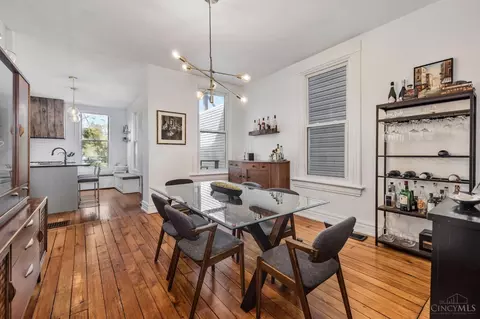 Dining - 964 Hatch St, Cincinnati, OH 45202 photo 2 of 4