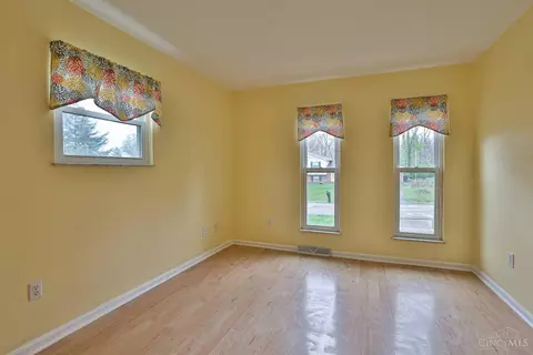 Other - 860 Meadow Ridge Dr, Cincinnati, OH 45245 photo 4 of 5