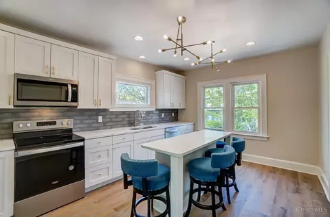 Kitchen - 6270 Cortelyou Ave, Cincinnati, OH 45213 photo 2 of 6