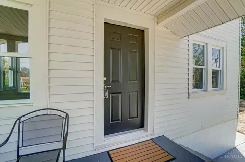 Exterior - 6270 Cortelyou Ave, Cincinnati, OH 45213 photo 6 of 19