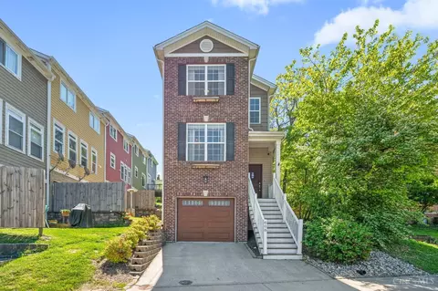 608 Torrence Ln, Cincinnati, OH 45208
