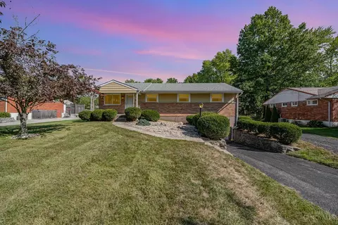 994 Pamela Ln, Cincinnati, OH 45255