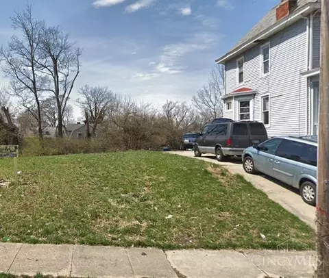 1651 Iliff Ave, Cincinnati, OH 45205