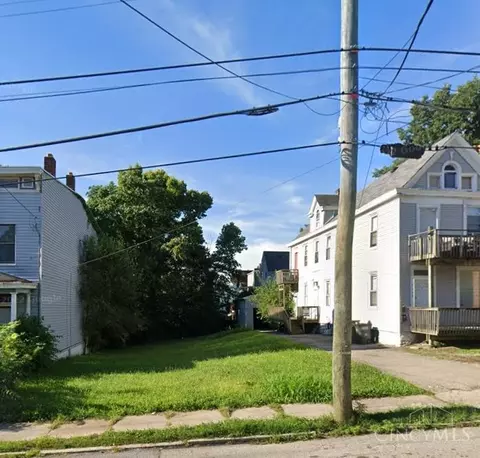3641 Eighth St, Cincinnati, OH 45205
